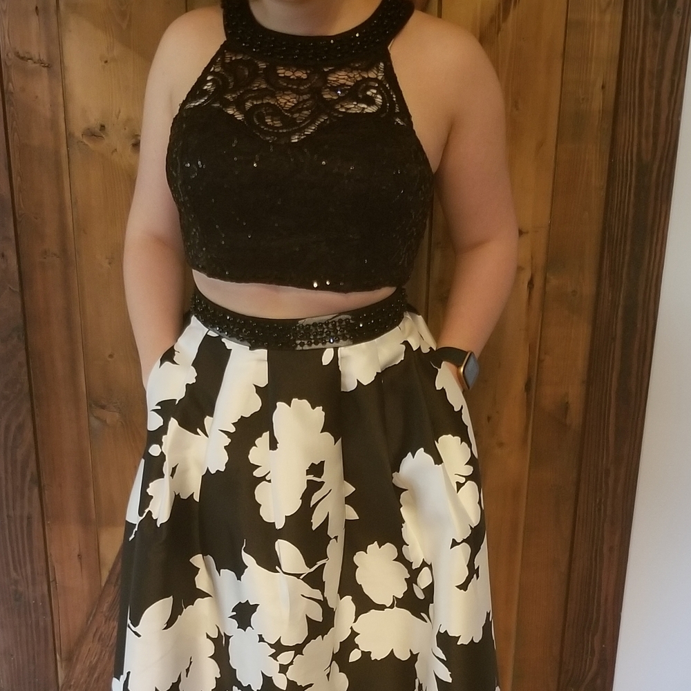 Black and white floral two piece prom dress
